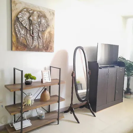 Cozy Studio Near Beaches With Netflix And Pool